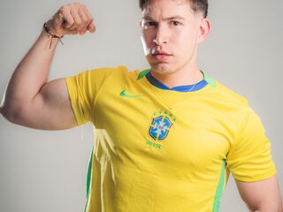 Webcam shows AlexanderBianchi