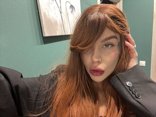 Shows pussy LucyNewa